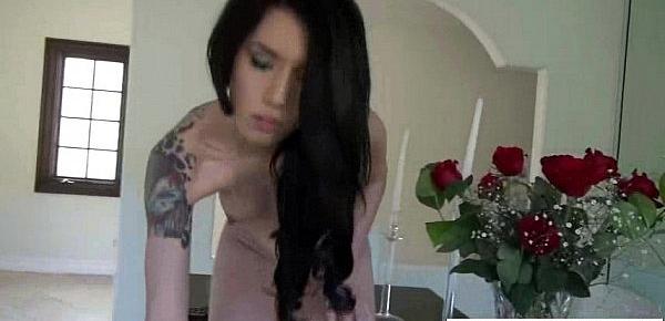 Solo Girl Play With Sex Things On Camera clip-23